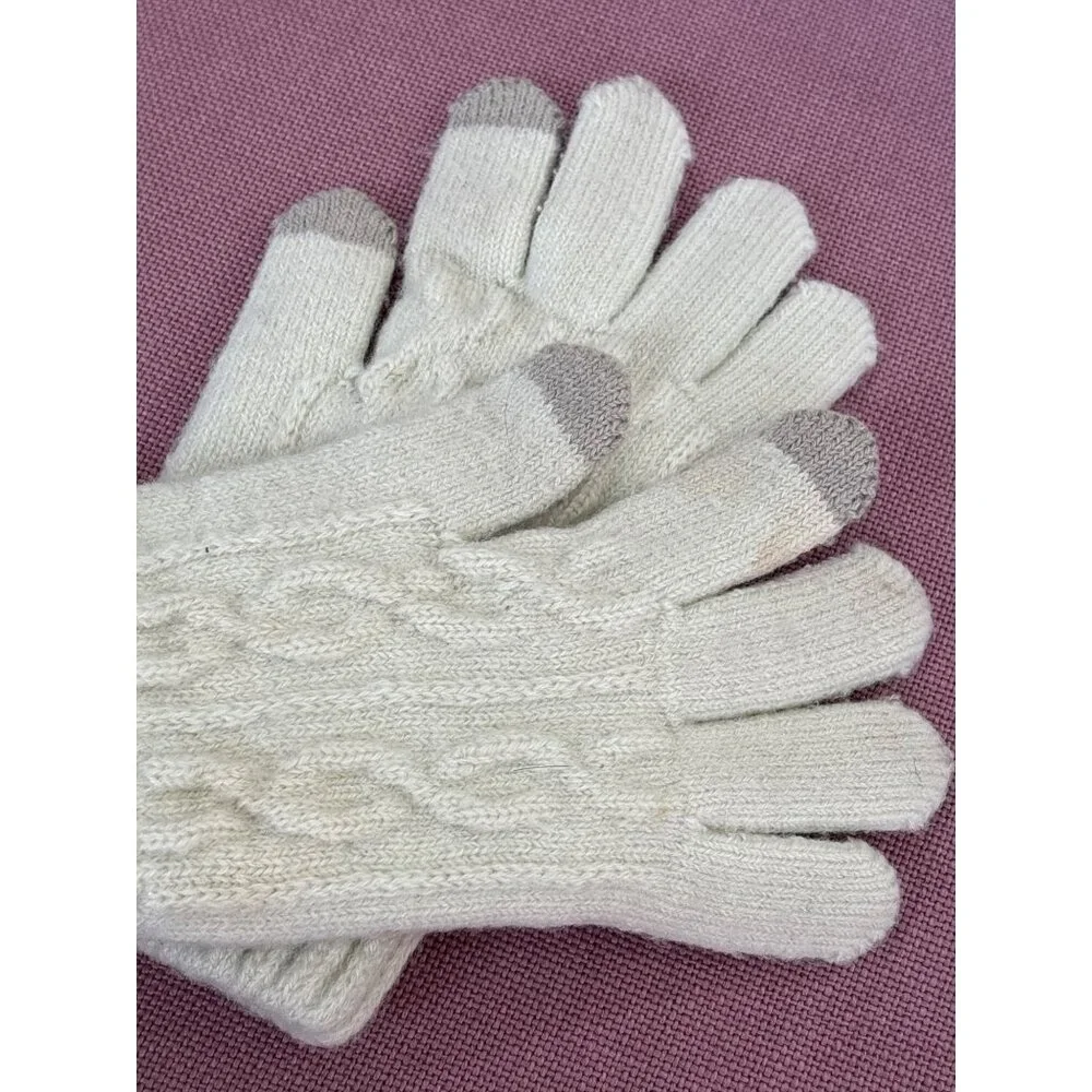 Hat Attack Frosty Touch Gloves in Ivory One Size Womens Smart Mittens